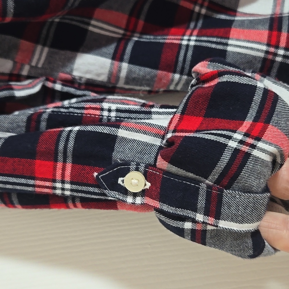 Tommy Hilfiger Women’s Large Red Navy Plaid Button Down Shirt Roll Tab Sleeves - Picture 10 of 10
